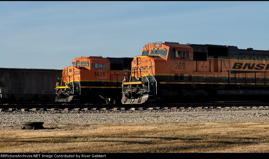 BNSF 269 and BNSF 1426